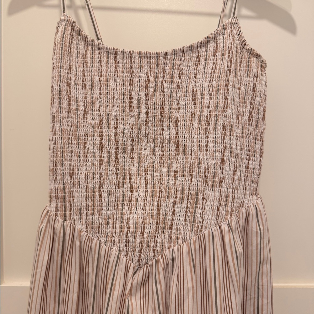 Abercrombie & Fitch - Sydney Smocked Dipped-Waist Midi Dress - M - Picture 2 of 4
